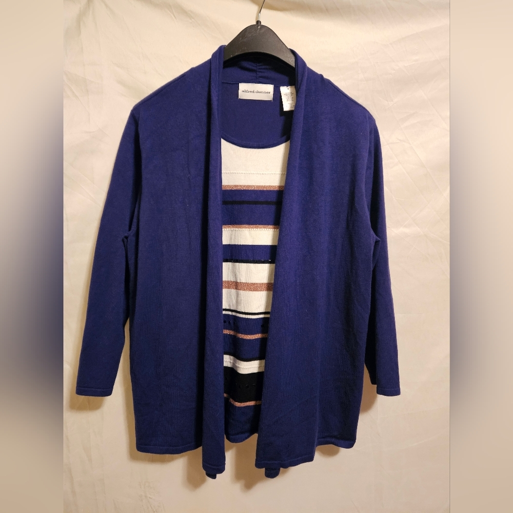 Alfred Dunner Always together Attached- top Cardigan Size M, Royal Blue
